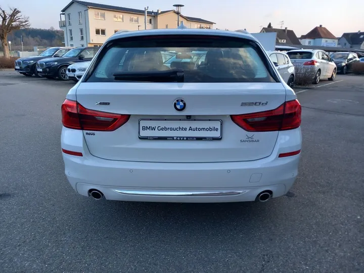 BMW 520