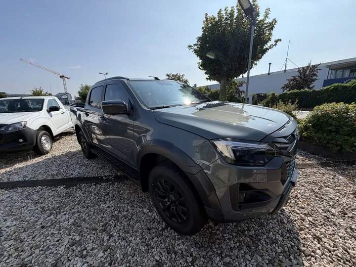 Isuzu D-Max