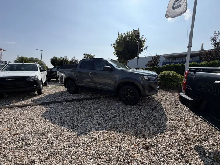 Isuzu D-Max