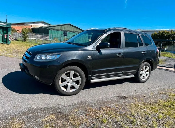 Hyundai SANTA FE