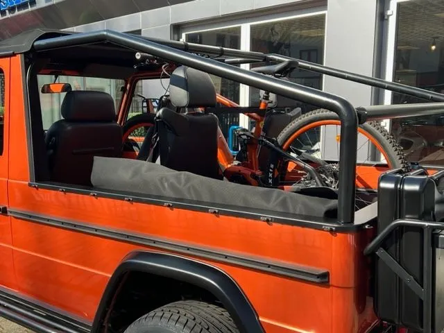 Mercedes-Benz G 230