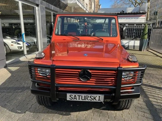 Mercedes-Benz G 230