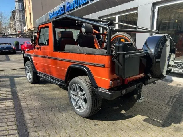 Mercedes-Benz G 230