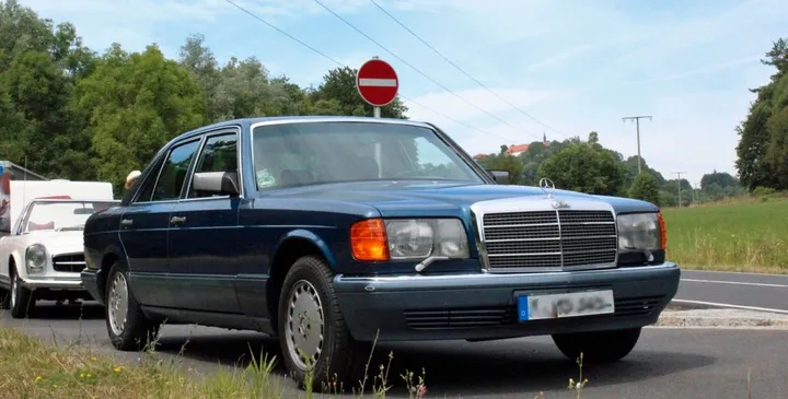 Mercedes-Benz 420