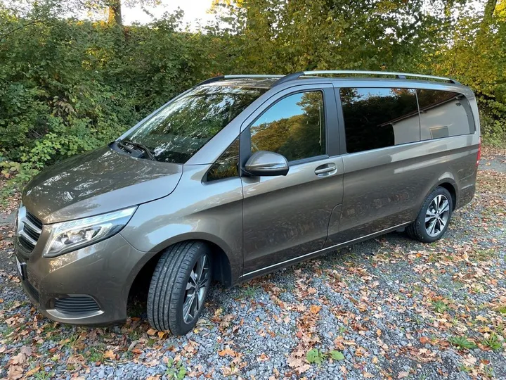 Mercedes-Benz V 250