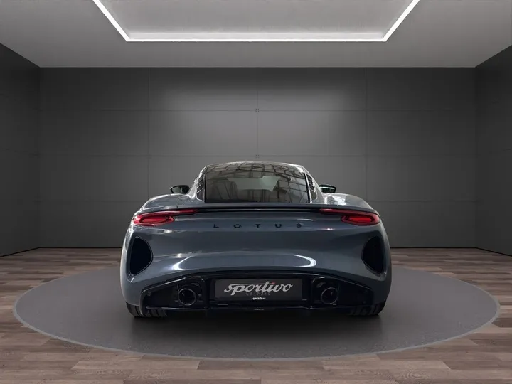 Lotus Emira