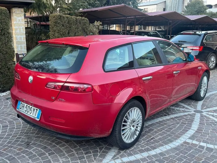 Alfa Romeo 159