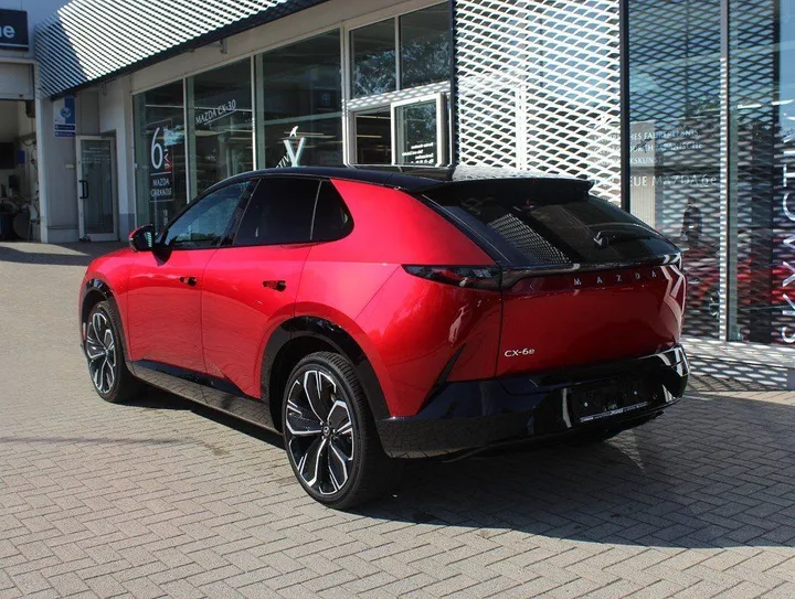 Mazda CX-6e