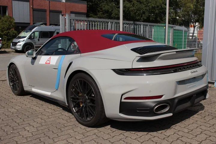 Porsche 992