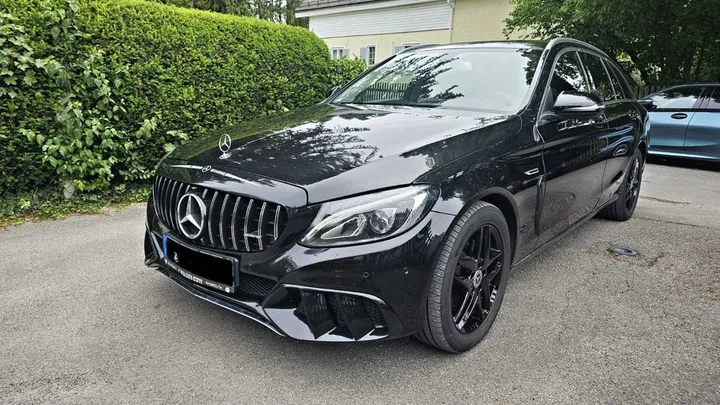 Mercedes-Benz C 200