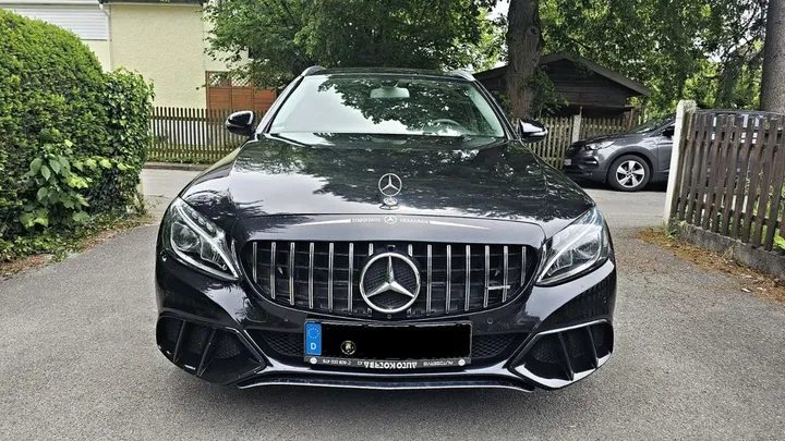 Mercedes-Benz C 200