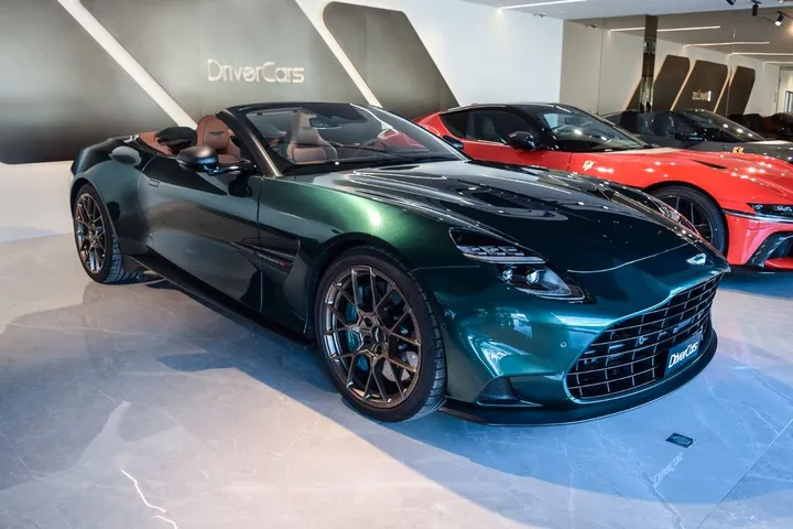 Aston Martin Vanquish