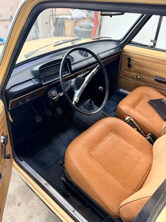 Lada 1200