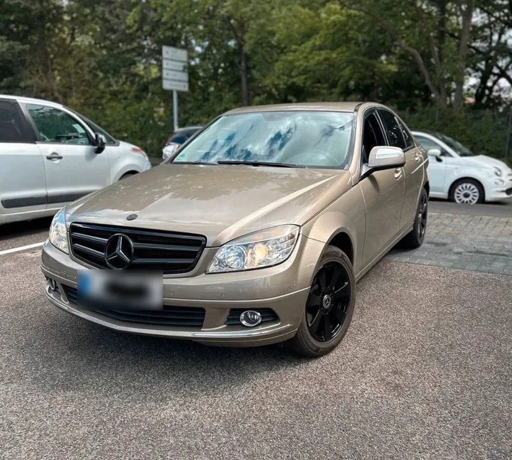 Mercedes-Benz C 180