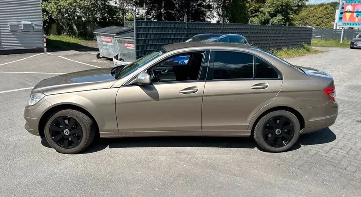 Mercedes-Benz C 180