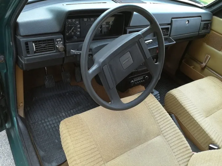 Volvo 240