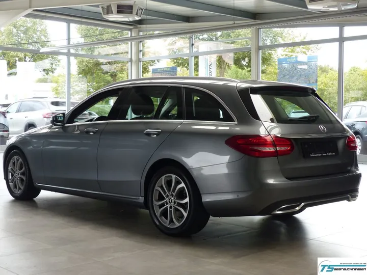 Mercedes-Benz C 180