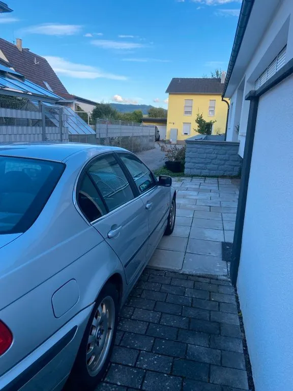 BMW 325