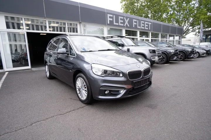 BMW 216