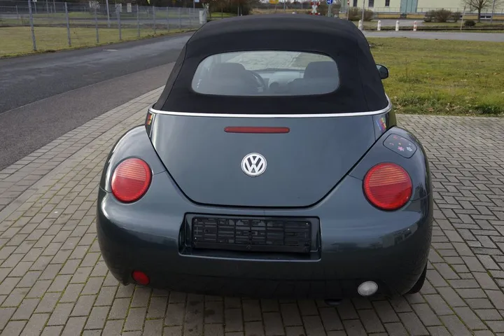 Volkswagen New Beetle