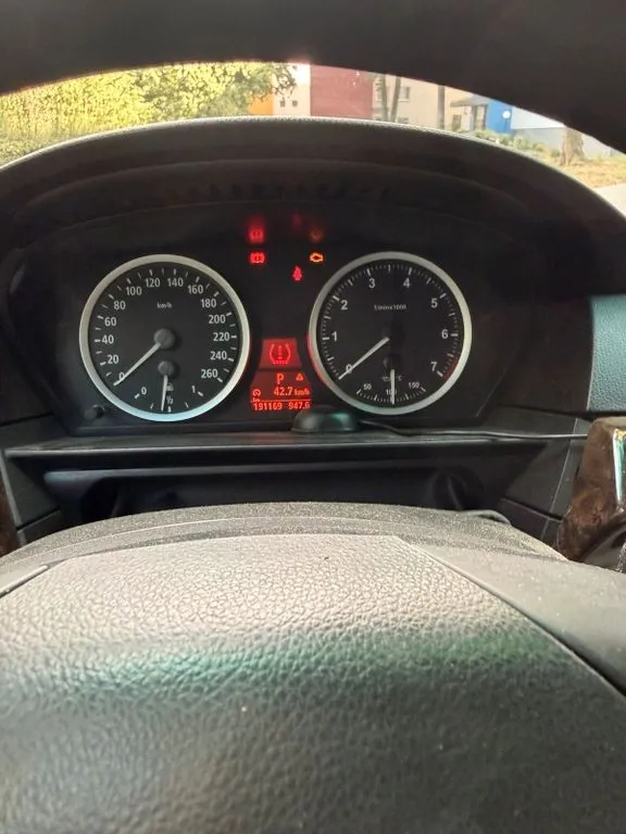 BMW 525