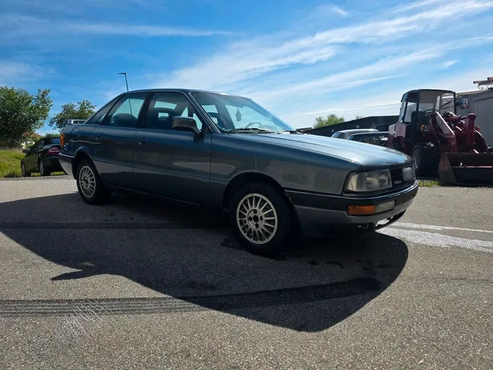 Audi 90