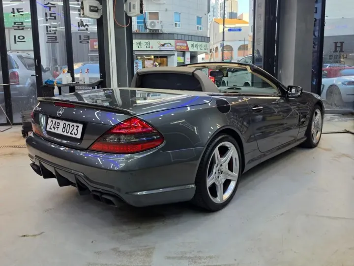 Mercedes-Benz SL-Class
