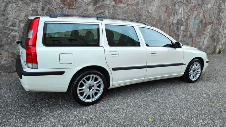 Volvo V70