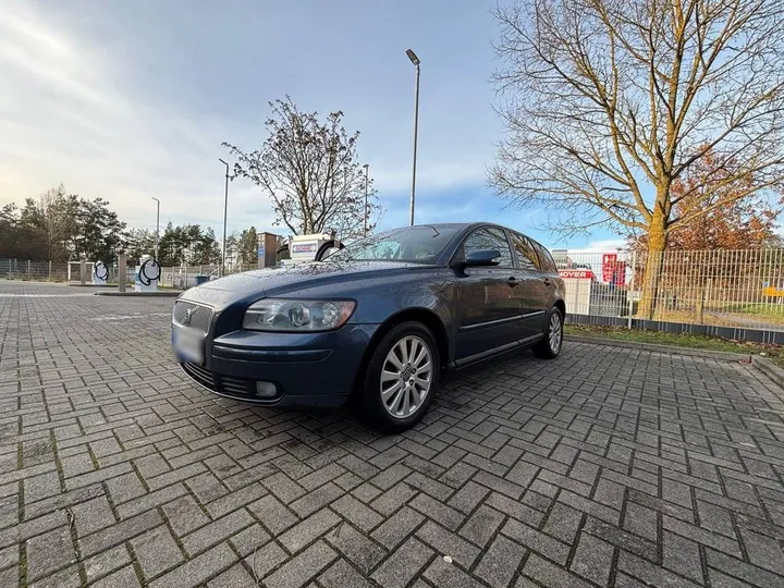 Volvo V50
