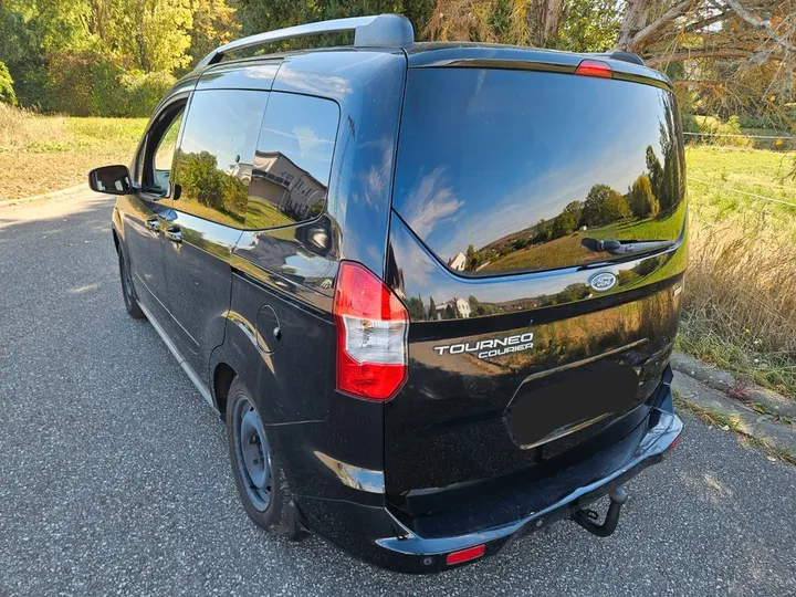 Ford Tourneo Courier