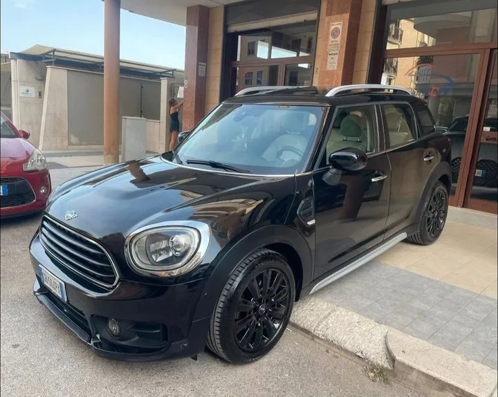 MINI Countryman D (Cooper)