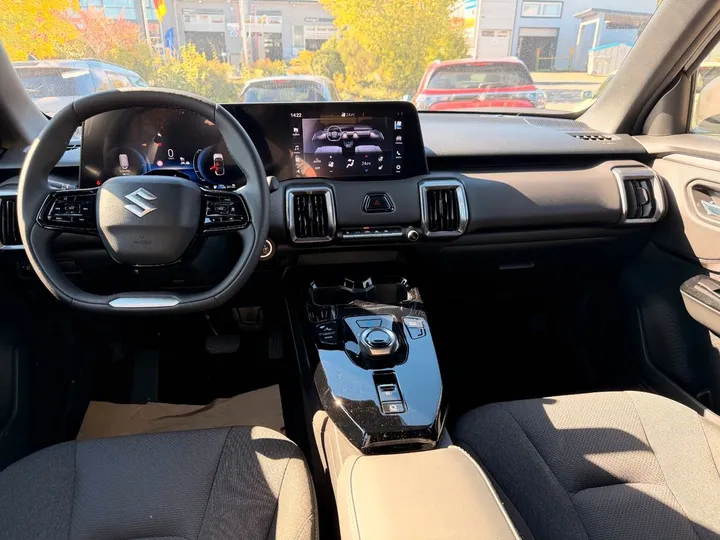 Suzuki e Vitara