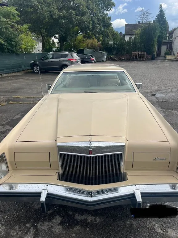 Lincoln Continental
