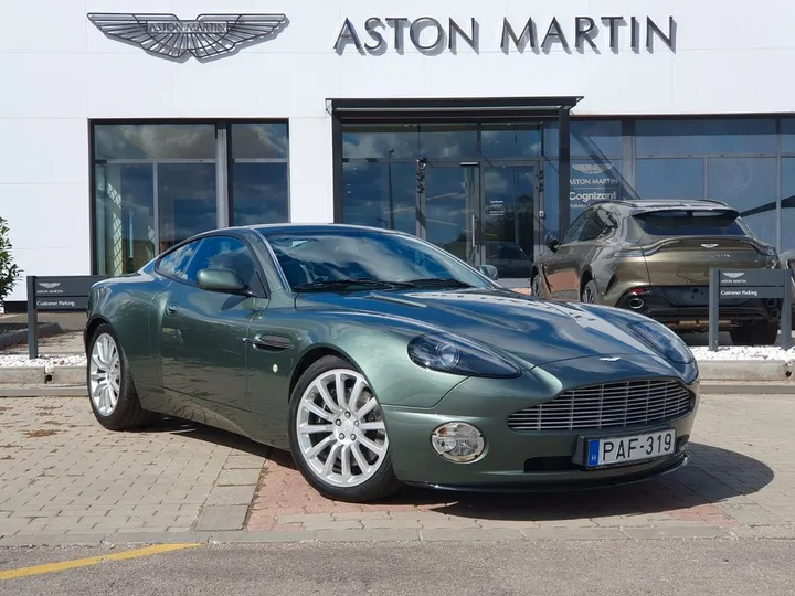 Aston Martin Vanquish