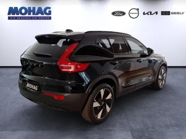 Volvo EX40