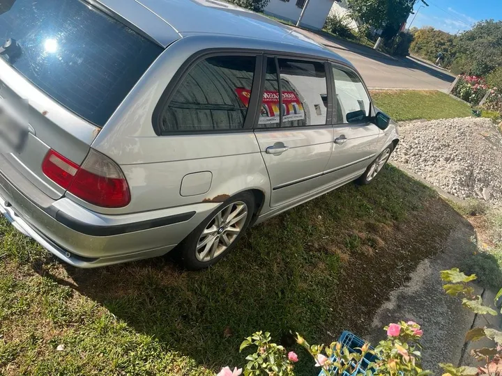 BMW 320