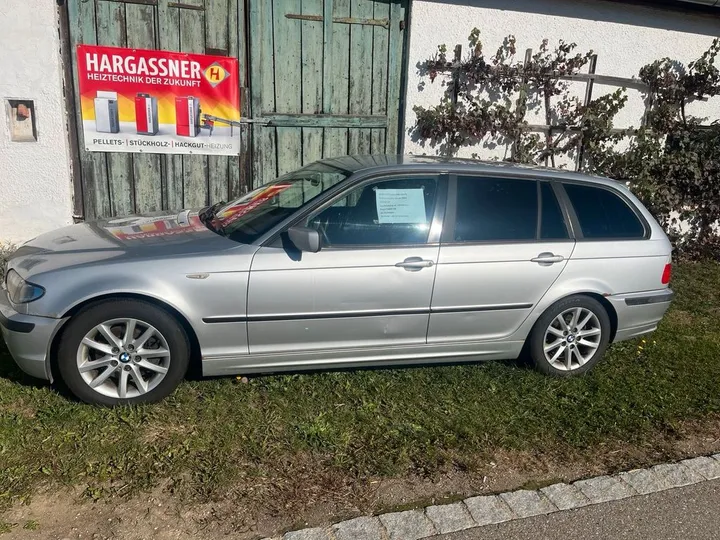 BMW 320