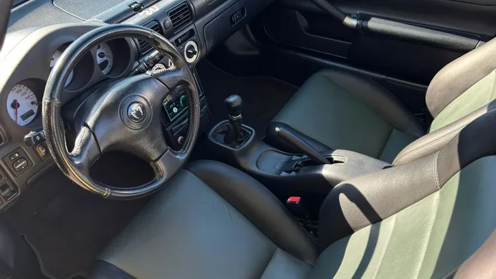 Toyota MR 2