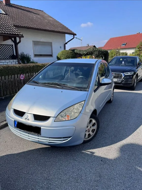 Mitsubishi Colt