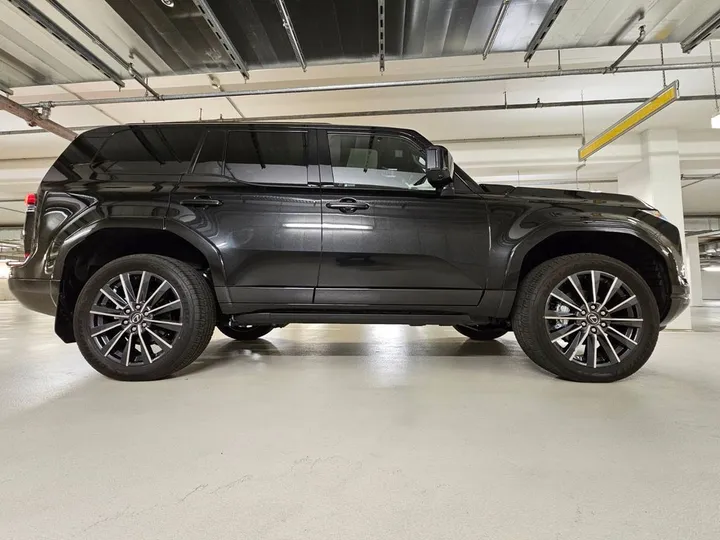 Lexus GX 550