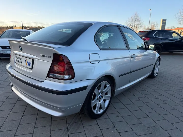 BMW 318