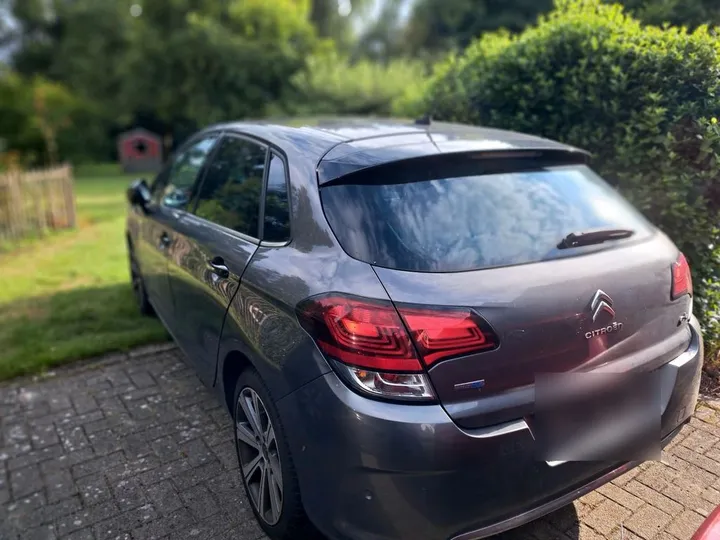 Citroën C4