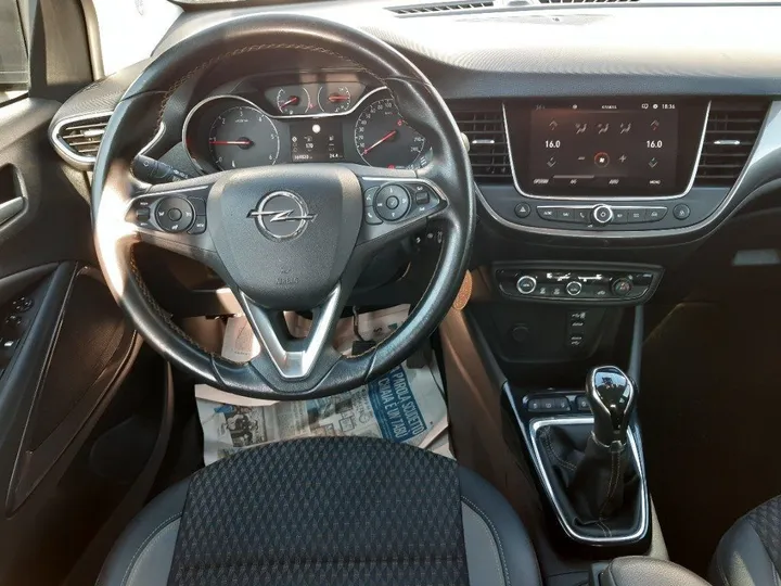 Opel Crossland (X)