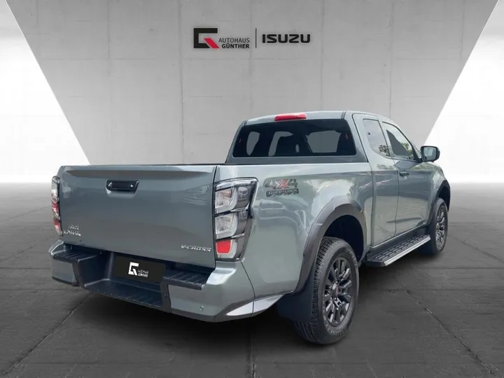 Isuzu D-Max