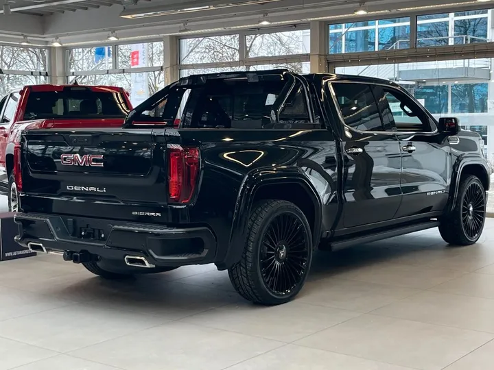 GMC Sierra