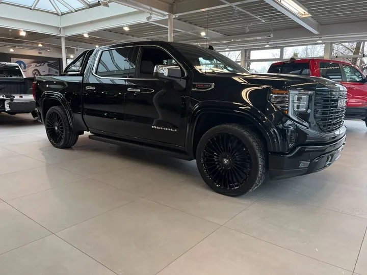 GMC Sierra