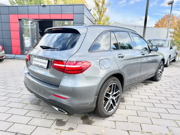 Mercedes-Benz GLC 220