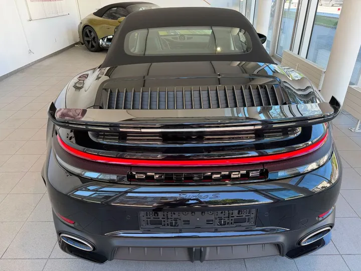 Porsche 992