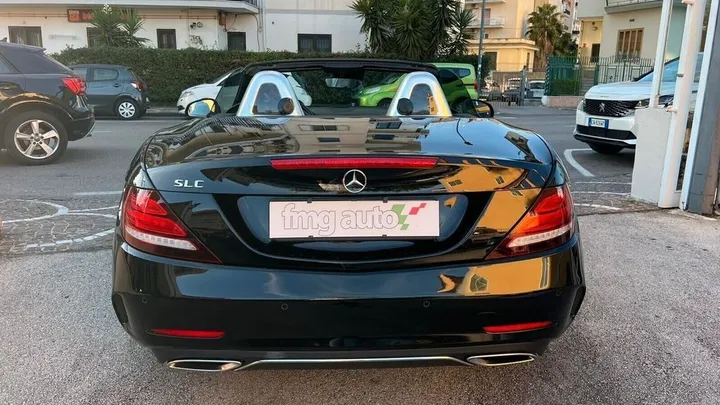 Mercedes-Benz SLC 200
