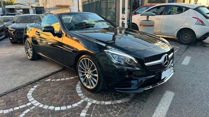 Mercedes-Benz SLC 200